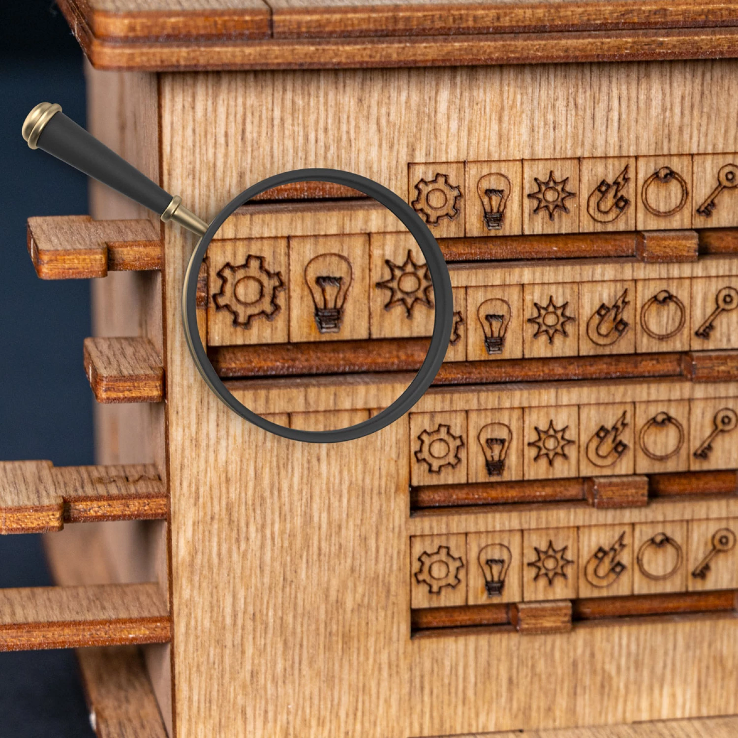 ZAGONETNA KUTIJA - ESCAPE ROOM IN A BOX SCHRODINGER'S CAT