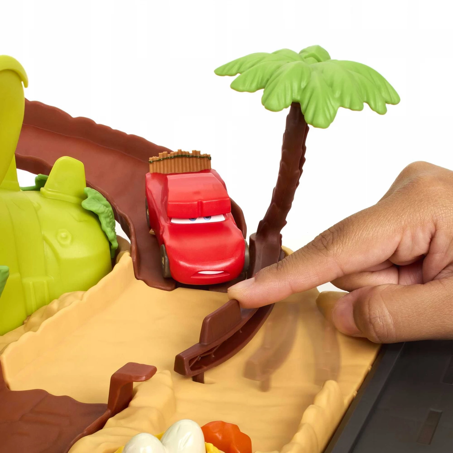 CARS ON THE ROAD AUTO STAZA DINO PLAYGROUND